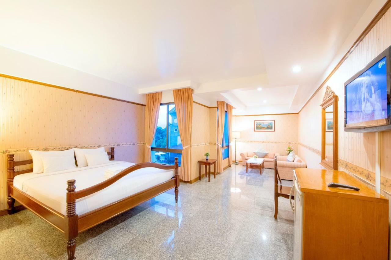 Kosit Hill Hotel Phetchabun Bagian luar foto